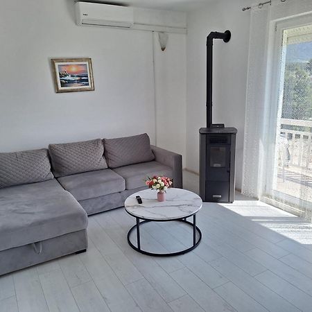 Apartment Tre Strade Baska Voda Bagian luar foto