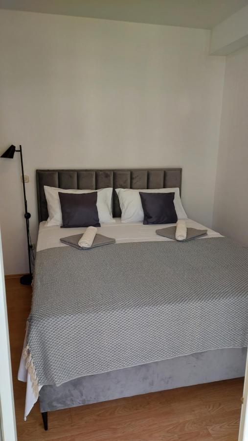 Apartment Tre Strade Baska Voda Bagian luar foto