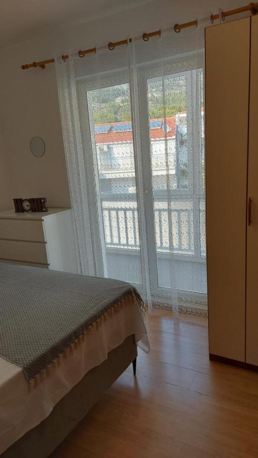 Apartment Tre Strade Baska Voda Bagian luar foto